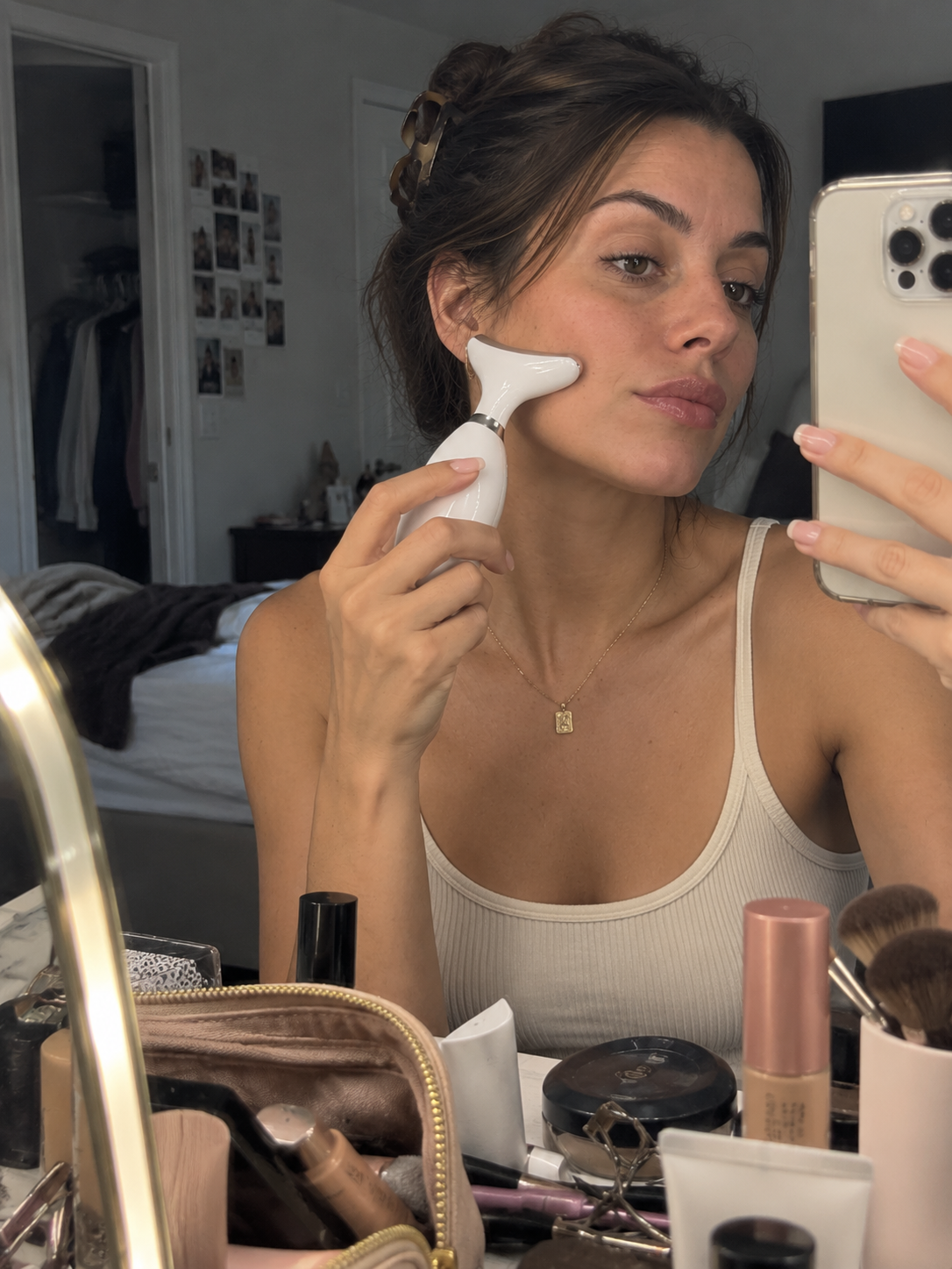 Person using Faceutical Lifté before makeup